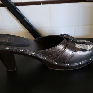 Burberry mule clogs